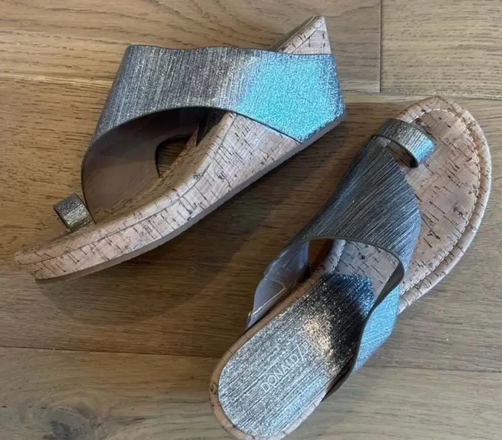 Donald Pliner Gyer Metallic Silver Cork Wedge Sandals Size 8.5